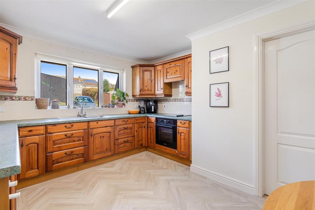 Kitchen breakfast room