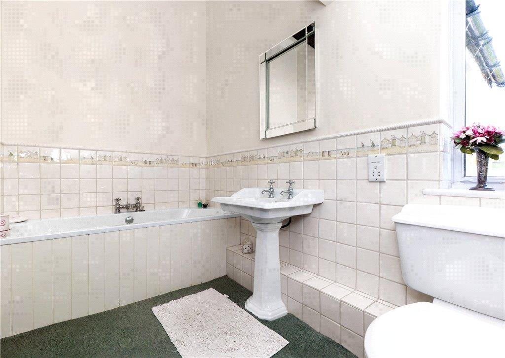 Ensuite