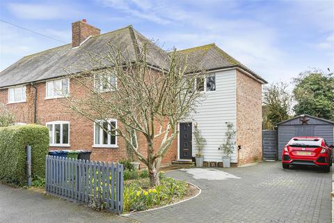 3 Bartons Close, Balsham, Cambridge, CB21 4EA