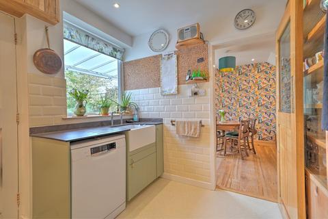 50 Hugh Squier Avenue, South Molton, EX36 3DR