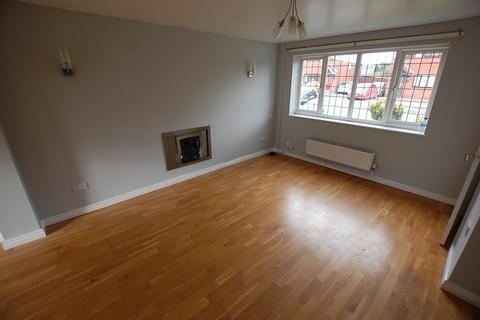 3 bedroom semi-detached house to rent, Camberwell Drive, Greater Manchester OL7