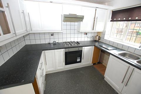 3 bedroom semi-detached house to rent, Camberwell Drive, Greater Manchester OL7