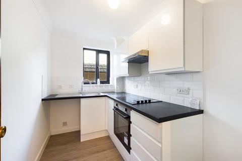 undefined, Spring Vale North, Dartford DA1