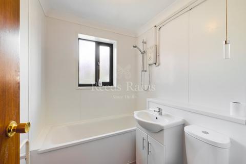 undefined, Spring Vale North, Dartford DA1