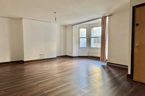 3 bedroom maisonette for sale, Marine Terrace, Kent CT20