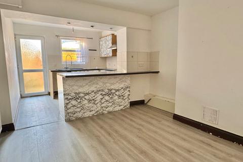 3 bedroom maisonette for sale, Marine Terrace, Kent CT20