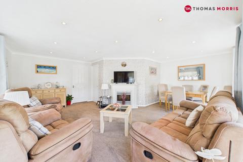 3 bedroom detached house for sale, Pine Hill Park, Wyton PE28