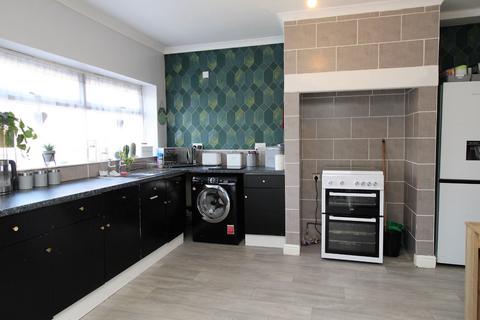 59 5th Avenue, Hull, HU6 8DH