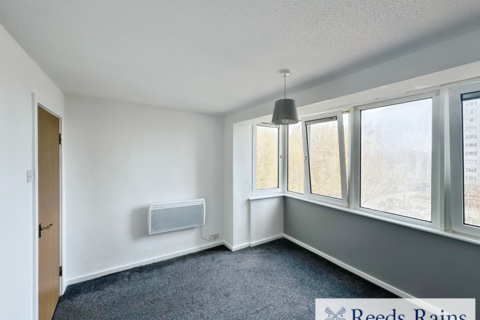 1 bedroom apartment to rent, Kersal Way, Greater Manchester M7