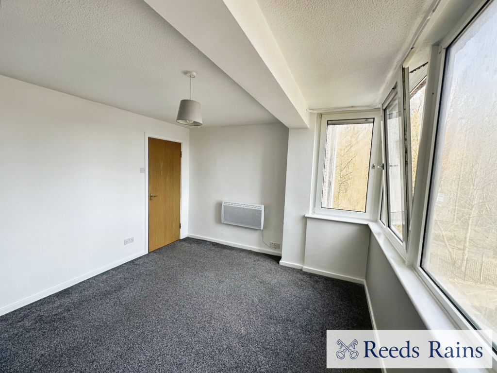 Apartment in Salford, Kersal - View 2