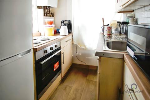2 bedroom maisonette to rent, Highfield Avenue, Erith DA8
