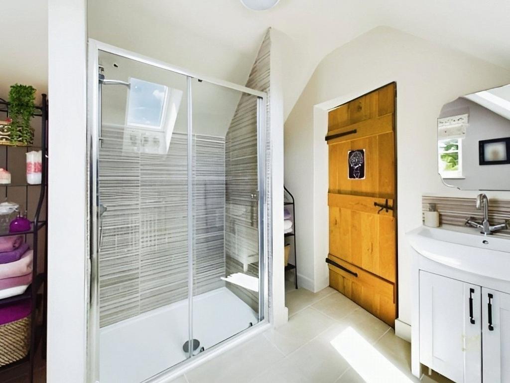 Ensuite 2