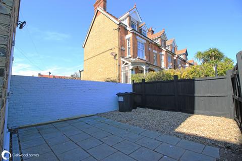 3 bedroom semi-detached house for sale, Westbrook Gardens, Westbrook