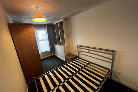 4 bedroom house to rent, Station Road, Bristol BS35