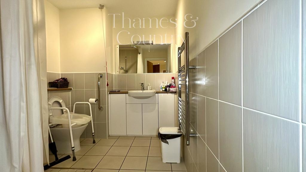Main Bathroom