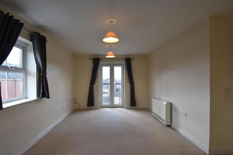2 bedroom flat to rent, Fresson Road, Herts SG1