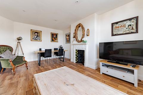 2 bedroom flat for sale, Unthank Road, Norwich