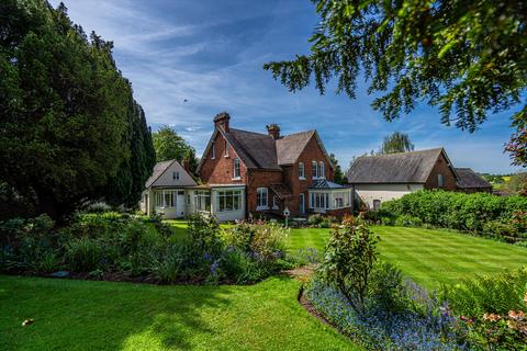 5 bedroom detached house for sale, Oaken, Wolverhampton, Staffordshire, WV8