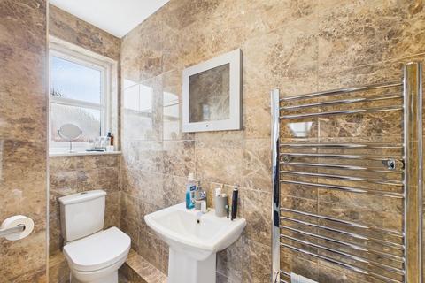 50 Frogmore Road, Blackwater, Camberley, GU17 0NP