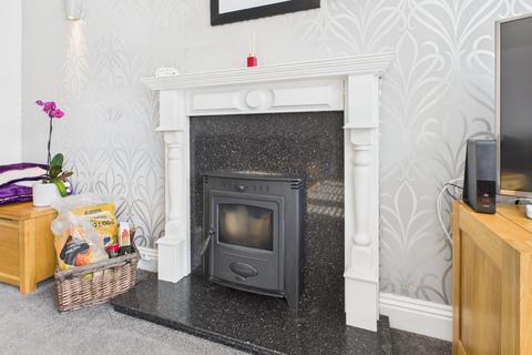 50 Frogmore Road, Blackwater, Camberley, GU17 0NP
