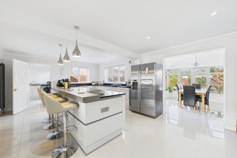 50 Frogmore Road, Blackwater, Camberley, GU17 0NP