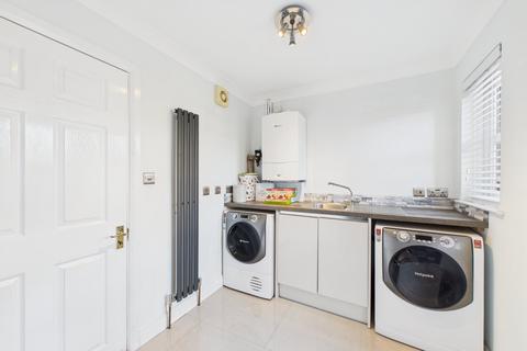50 Frogmore Road, Blackwater, Camberley, GU17 0NP