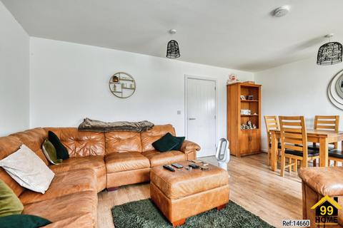 3 bedroom end of terrace house for sale, Dragonfly Close, Birmingham, B24