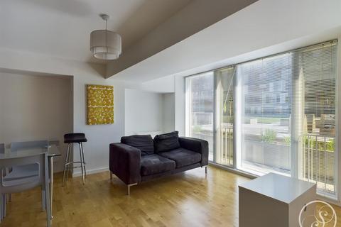 1 bedroom flat for sale, Saxton, Saxton Lane, Leeds