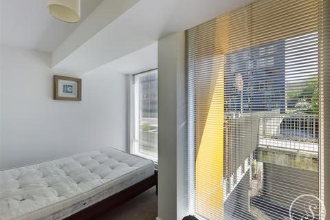 1 bedroom flat for sale, Saxton, Saxton Lane, Leeds