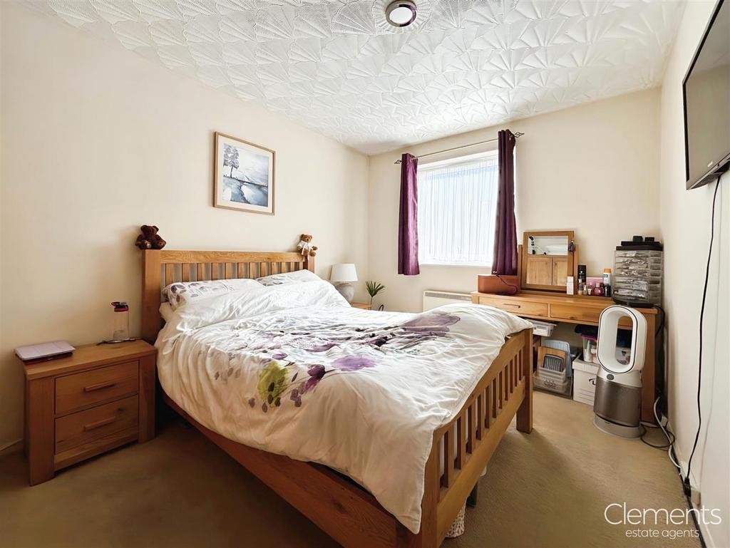 4192f849-Bedroom 20 One 205.jpg
