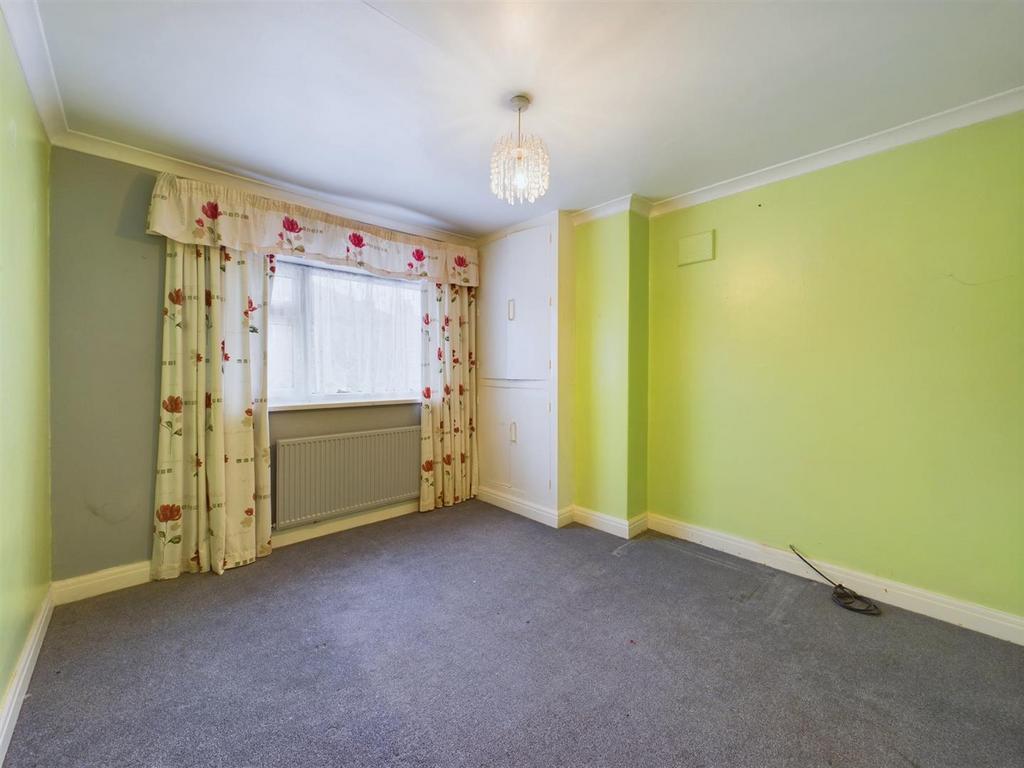 Bedroom:
