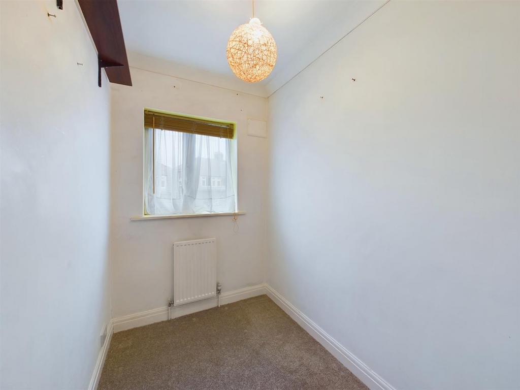 Bedroom: