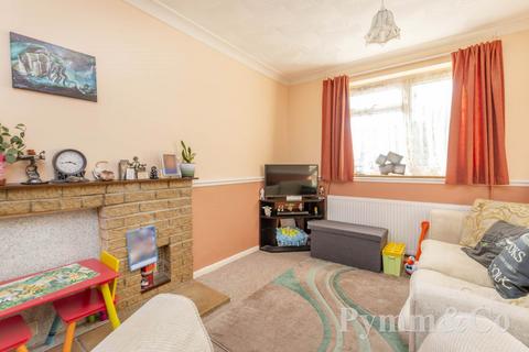 2 bedroom end of terrace house for sale, Watling Road, Norwich NR7