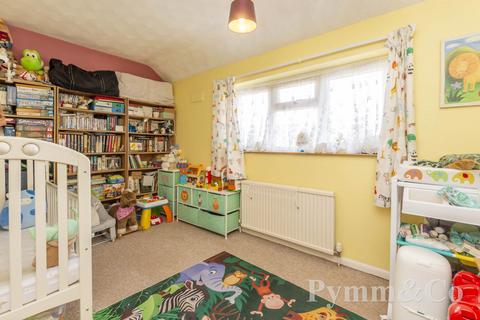 2 bedroom end of terrace house for sale, Watling Road, Norwich NR7