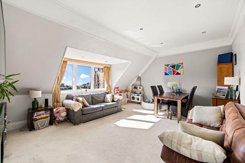 2 bedroom flat for sale, Sandgate Road, Folkestone, CT20