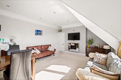 2 bedroom flat for sale, Sandgate Road, Folkestone, CT20