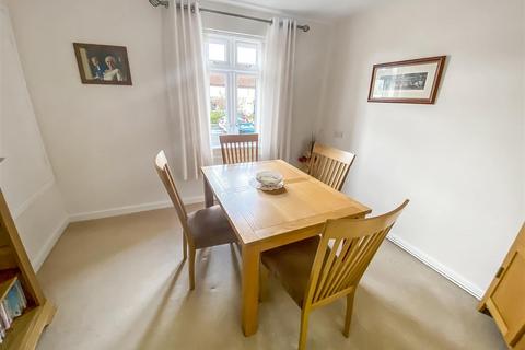 2 bedroom apartment for sale, Lyon Walk, Newton Aycliffe