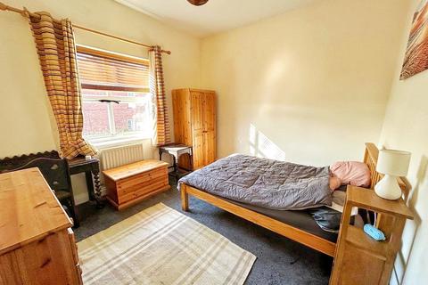 1 bedroom apartment for sale, Currier Lane, Ashton-under-Lyne, Greater Manchester, OL6