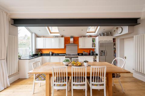 6 bedroom semi-detached house for sale, Airedale Avenue, London, W4