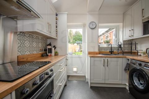 15 Clive Road, Penwortham, Preston, PR1 0AT