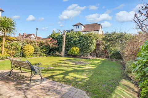 5 bedroom semi-detached house for sale, Thorpe Hall Avenue, Thorpe Bay SS1