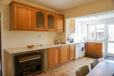 4 bedroom detached house for sale, Wellfield Road, Marshfield, CF3