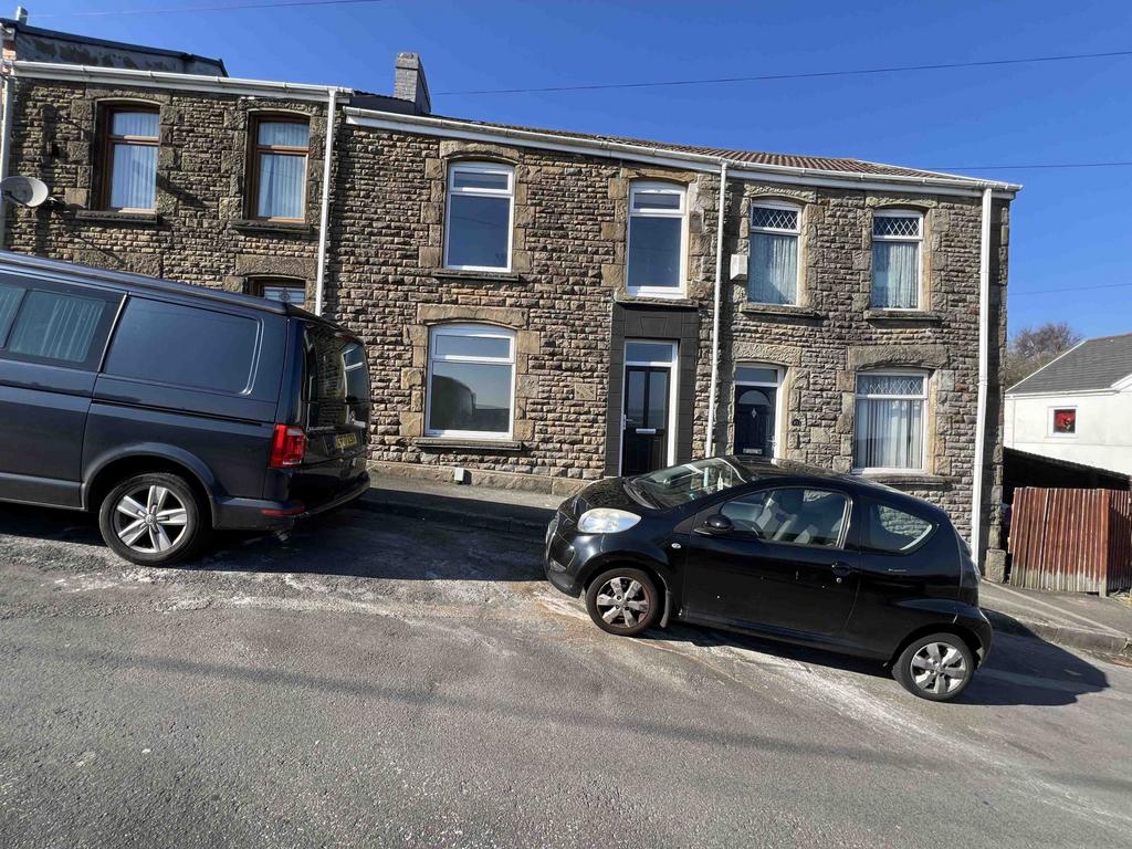 4 Bedroom Terraced for Sale