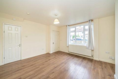 4 bedroom terraced house to rent, Rosebery Road, Kingston Upon Thames KT1