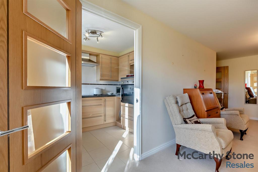 8637664-interior14-800.jpg