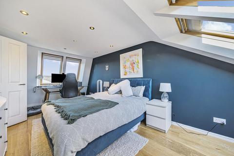 115 Kings Road, Kingston Upon Thames, KT2 5JD