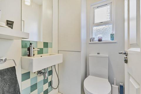 115 Kings Road, Kingston Upon Thames, KT2 5JD