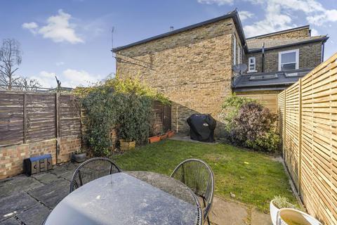 115 Kings Road, Kingston Upon Thames, KT2 5JD