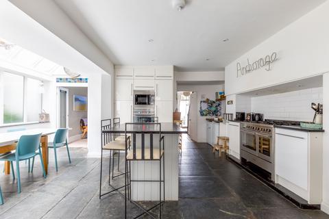 12 The Terrace, Port Isaac, PL29 3SG