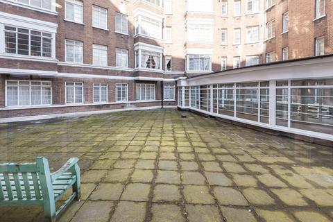 1 bedroom apartment to rent, Rossmore Court, London, NW1